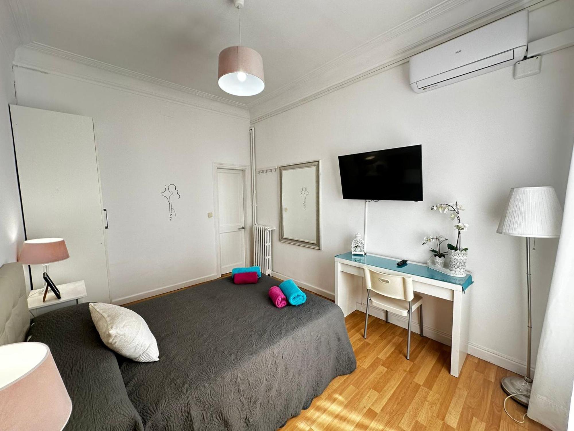 Rooms Tetu Barcelona Ngoại thất bức ảnh